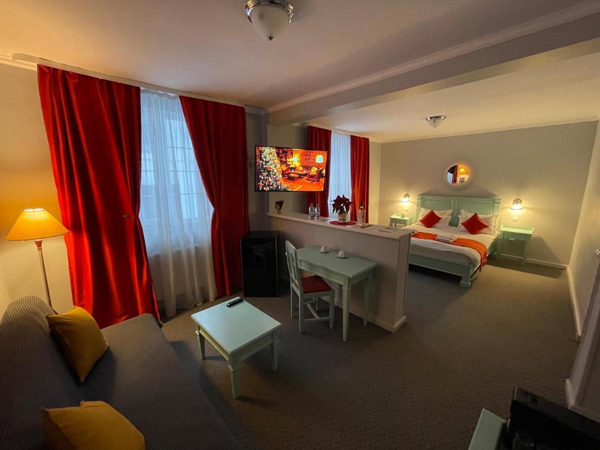 Vila De Argint Aleea Pelesului Nr 2 Sinaia Zewnętrze zdjęcie